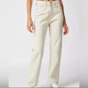 BDG Urban Outfitters Off White Straight leg Cowboy Jean Size 24 high waisted